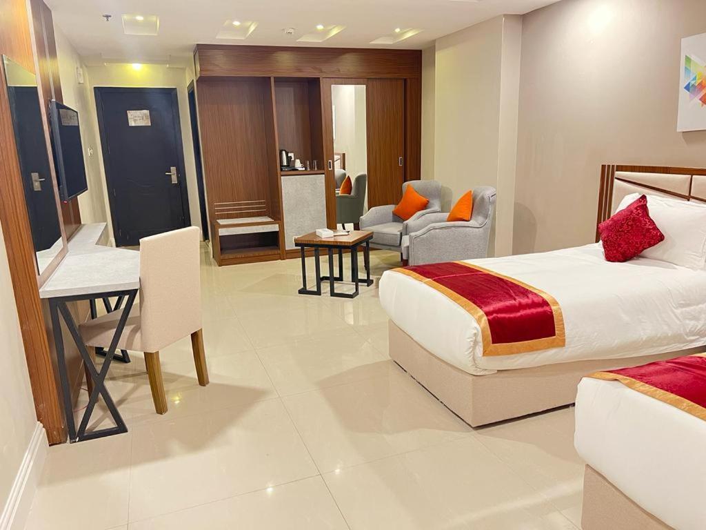 Remaz Suites Hotel Al Al Jubail Eksteriør bilde