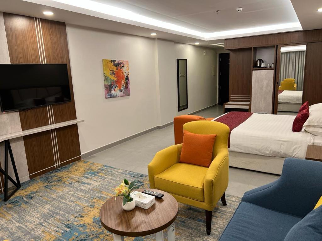 Remaz Suites Hotel Al Al Jubail Eksteriør bilde