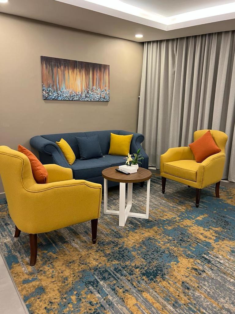 Remaz Suites Hotel Al Al Jubail Eksteriør bilde