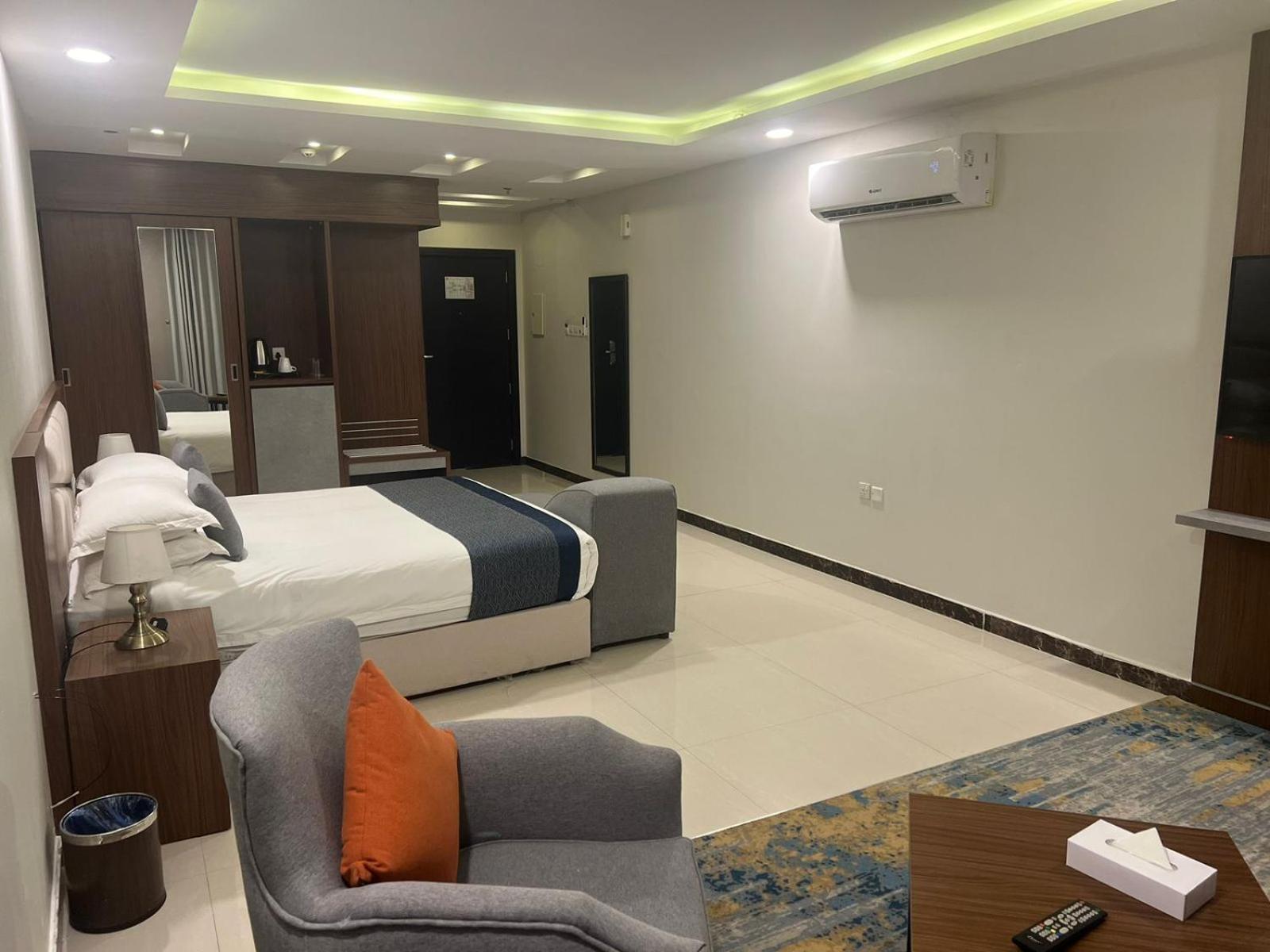 Remaz Suites Hotel Al Al Jubail Eksteriør bilde