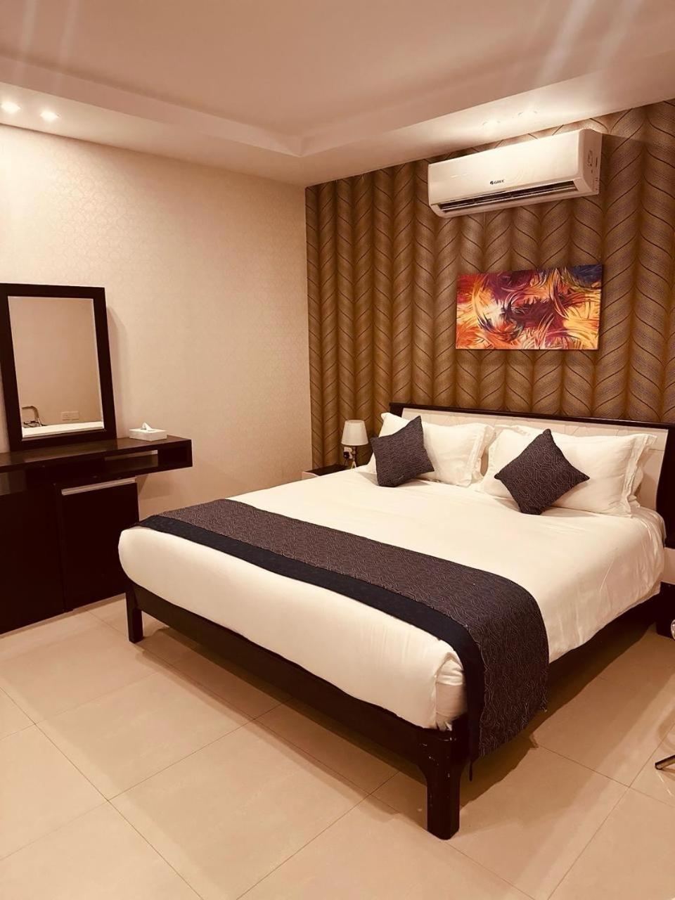 Remaz Suites Hotel Al Al Jubail Eksteriør bilde
