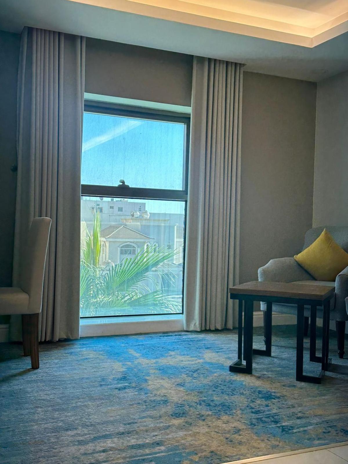 Remaz Suites Hotel Al Al Jubail Eksteriør bilde